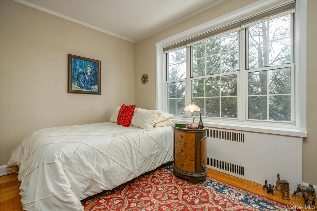 5 Midland Gardens Bronxville NY 10708