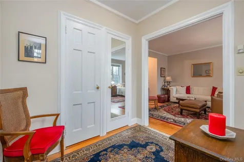 5 Midland Gardens Bronxville NY 10708