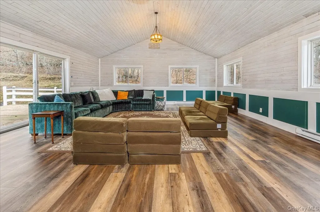 584 Milltown Road Brewster NY 10509