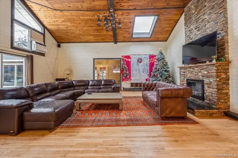 584 Milltown Road Brewster NY 10509