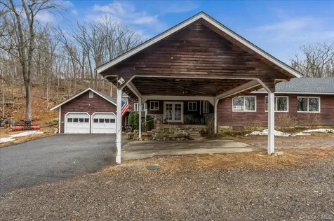 584 Milltown Road Brewster NY 10509