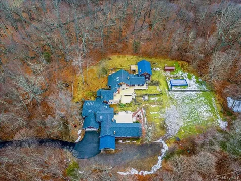 584 Milltown Road Brewster NY 10509