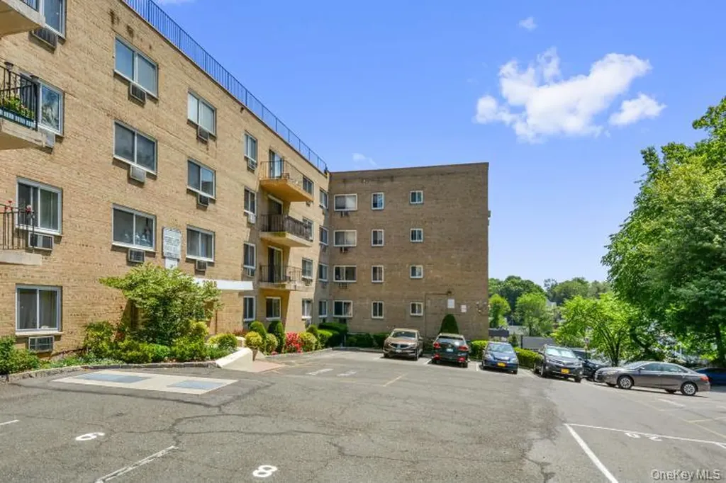 2035 Central Park Avenue Yonkers NY 10710