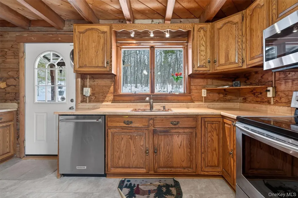 6 Dickinson Drive Warwick NY 10990