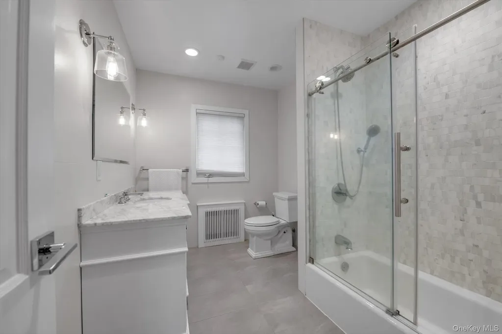 1357 Boxwood Drive E Hewlett Harbor NY 11557