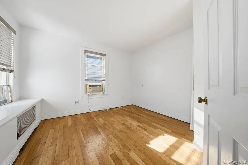28 Crescent Place Yonkers NY 10704