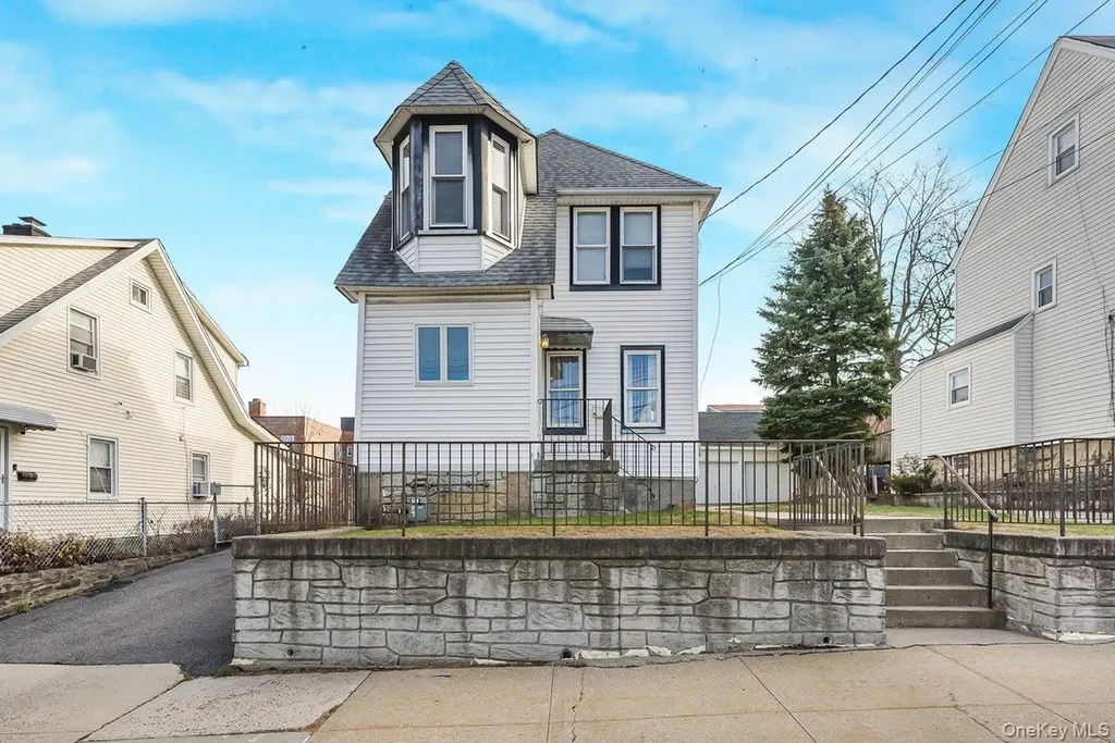 28 Crescent Place Yonkers NY 10704