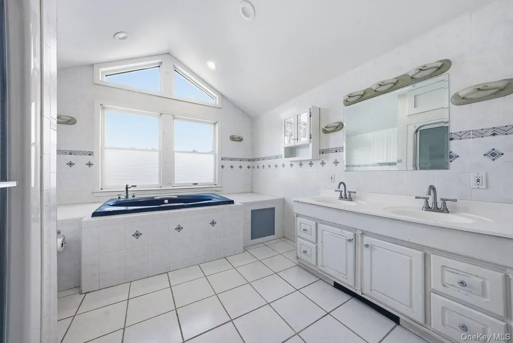28 Crescent Place Yonkers NY 10704