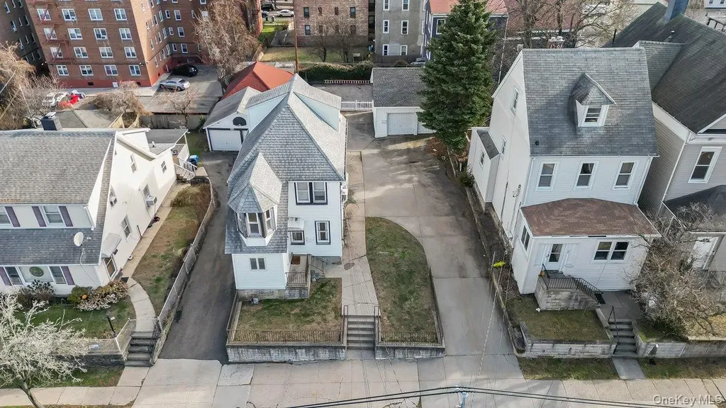 28 Crescent Place Yonkers NY 10704