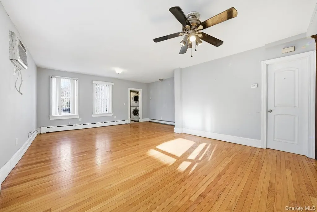 28 Crescent Place Yonkers NY 10704