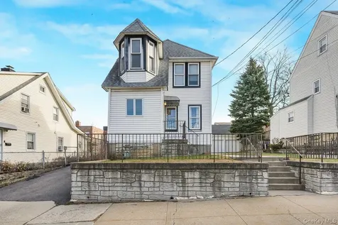 28 Crescent Place Yonkers NY 10704