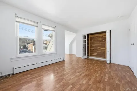28 Crescent Place Yonkers NY 10704