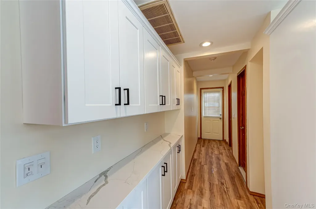 59 Webster Avenue Ronkonkoma NY 11779