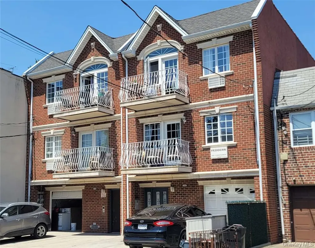 6027 78th Avenue Glendale NY 11385