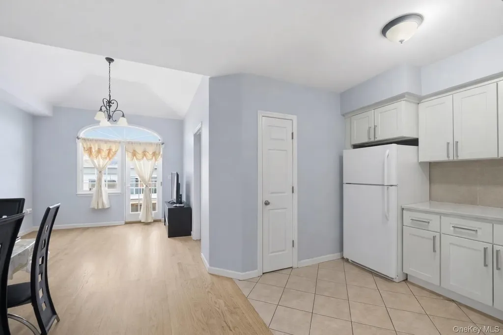 6027 78th Avenue Glendale NY 11385
