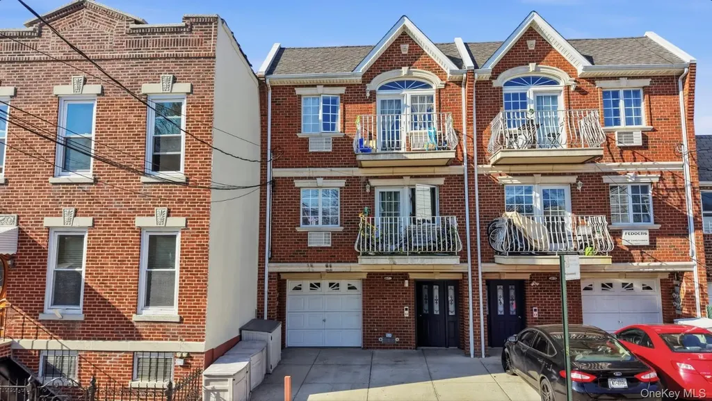 6027 78th Avenue Glendale NY 11385