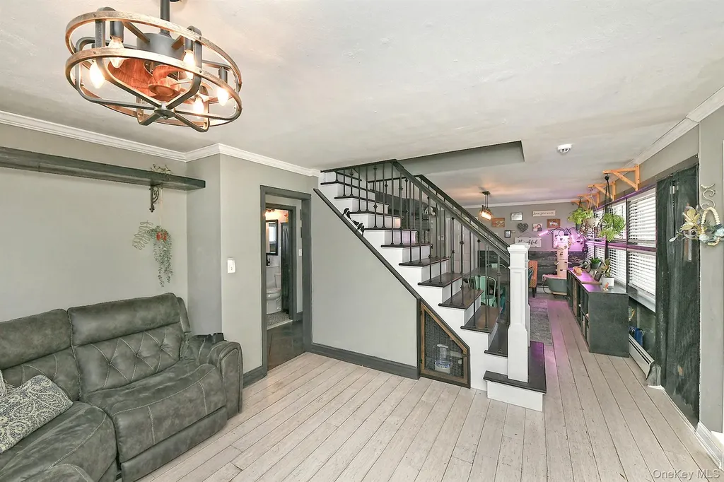 14 Thimble Lane Hicksville NY 11801
