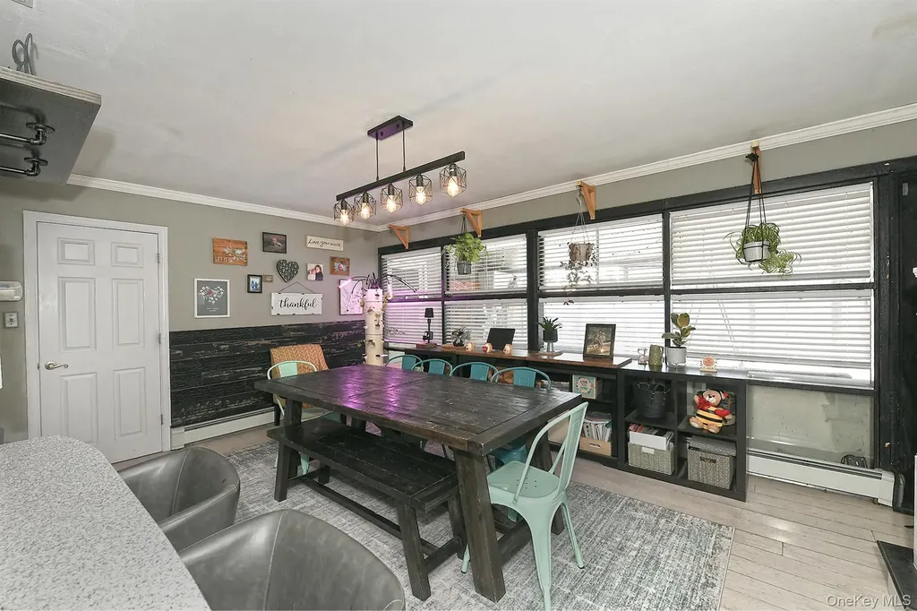 14 Thimble Lane Hicksville NY 11801