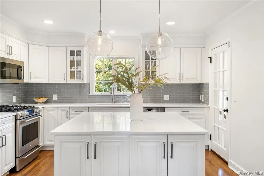 14 Maple Hill Drive Larchmont NY 10538