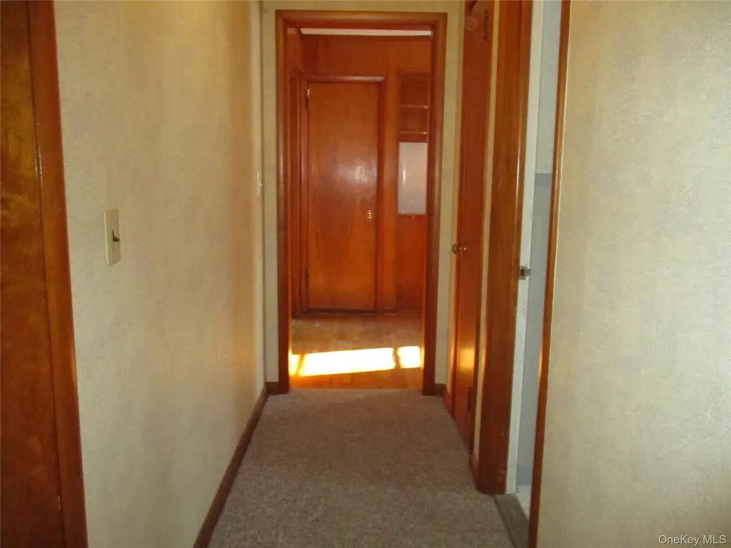 35 Midland Avenue Central Valley NY 10917