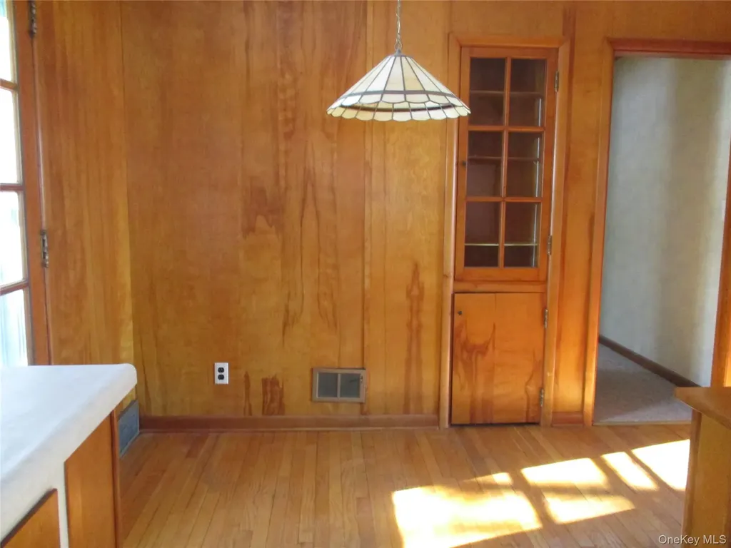 35 Midland Avenue Central Valley NY 10917
