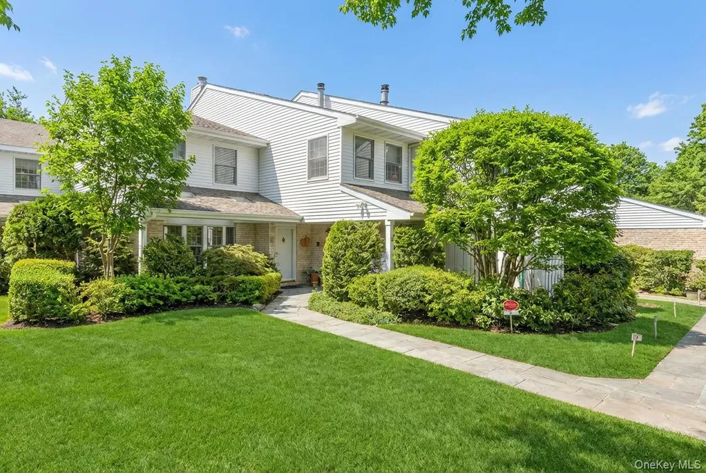520 Hampton Road Southampton NY 11968