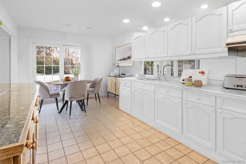 520 Hampton Road Southampton NY 11968
