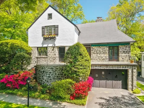 144 N Chatsworth Avenue Larchmont NY 10538