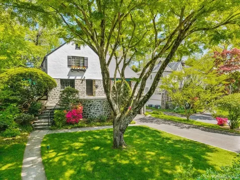 144 N Chatsworth Avenue Larchmont NY 10538