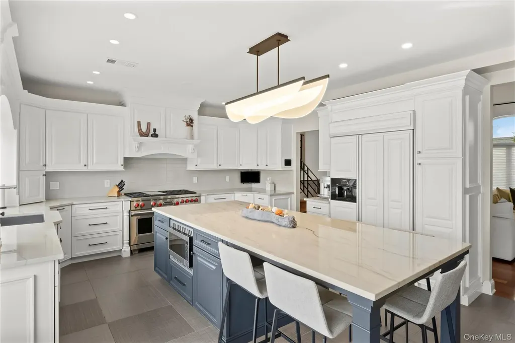 2883 Shore Drive Merrick NY 11566