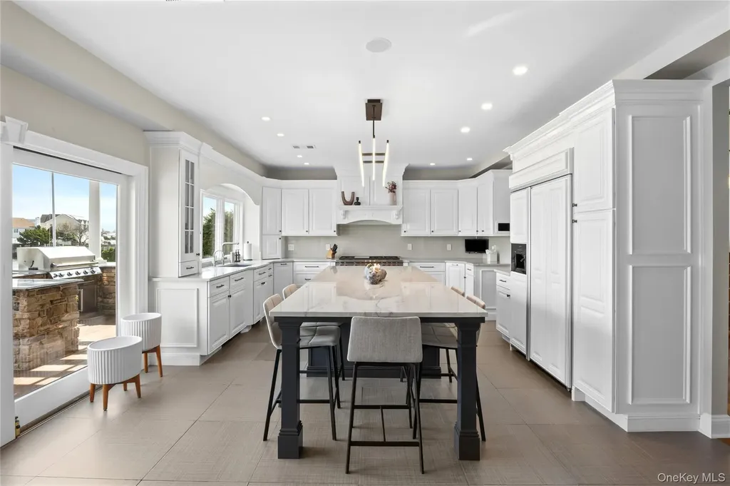 2883 Shore Drive Merrick NY 11566