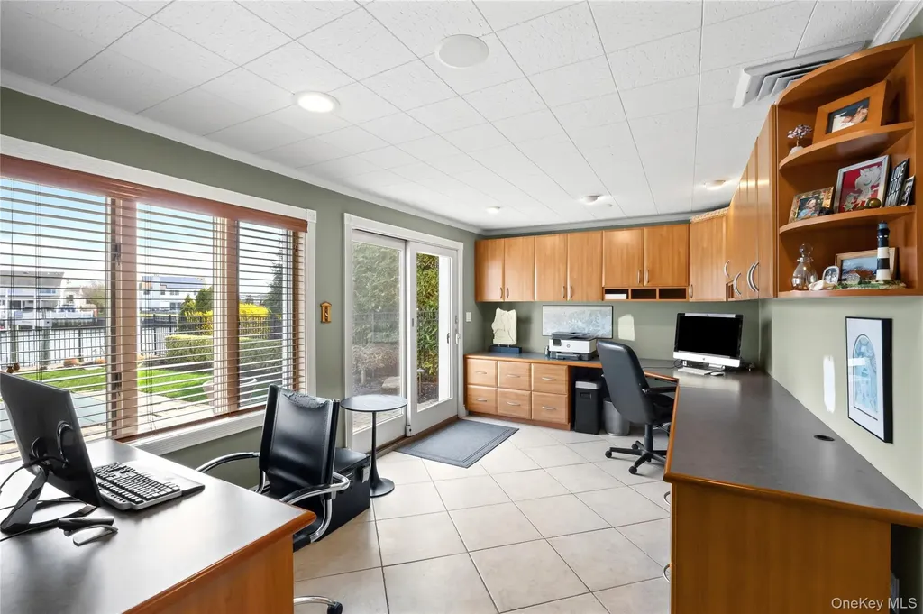 2883 Shore Drive Merrick NY 11566