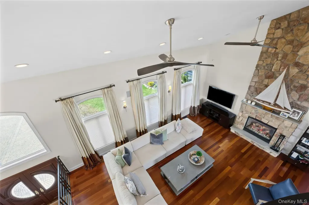 2883 Shore Drive Merrick NY 11566