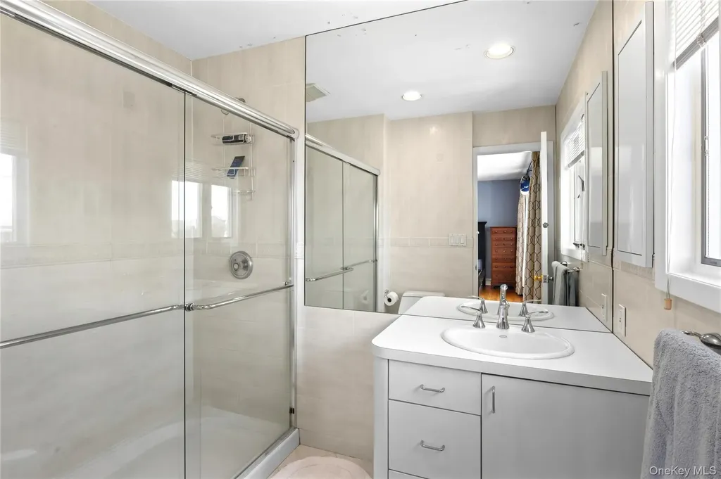 2883 Shore Drive Merrick NY 11566