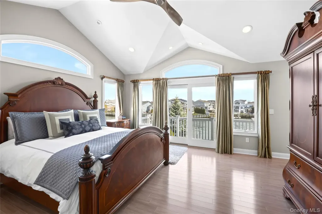 2883 Shore Drive Merrick NY 11566