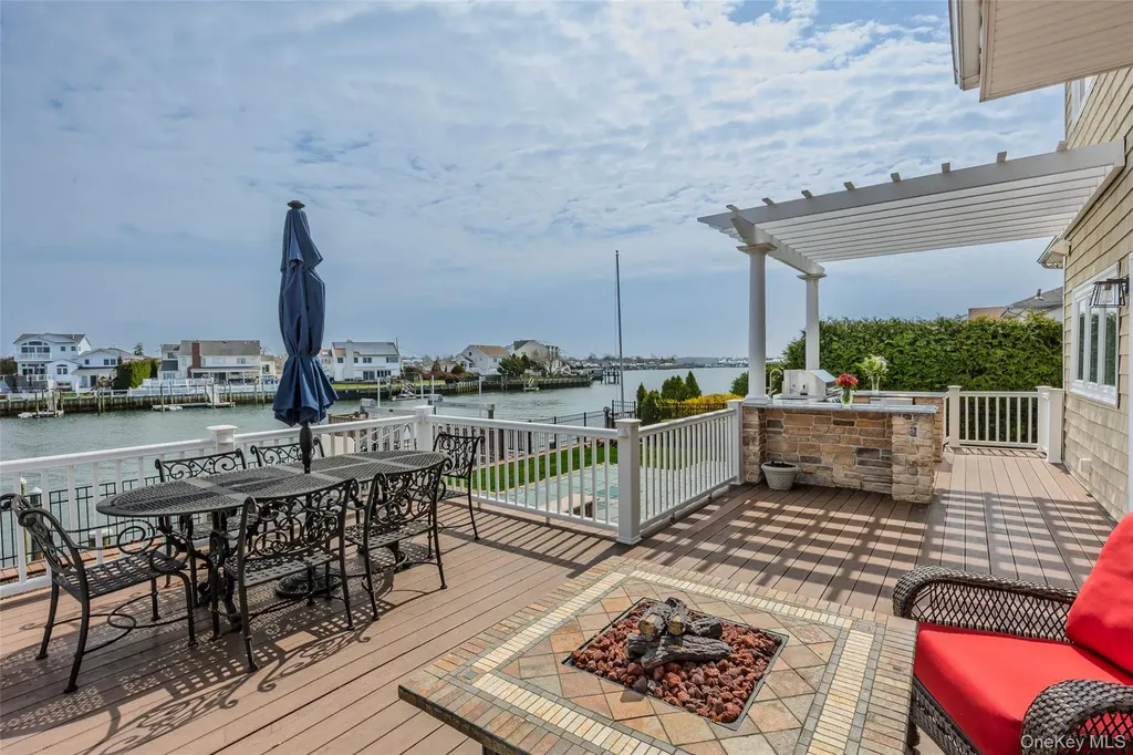 2883 Shore Drive Merrick NY 11566