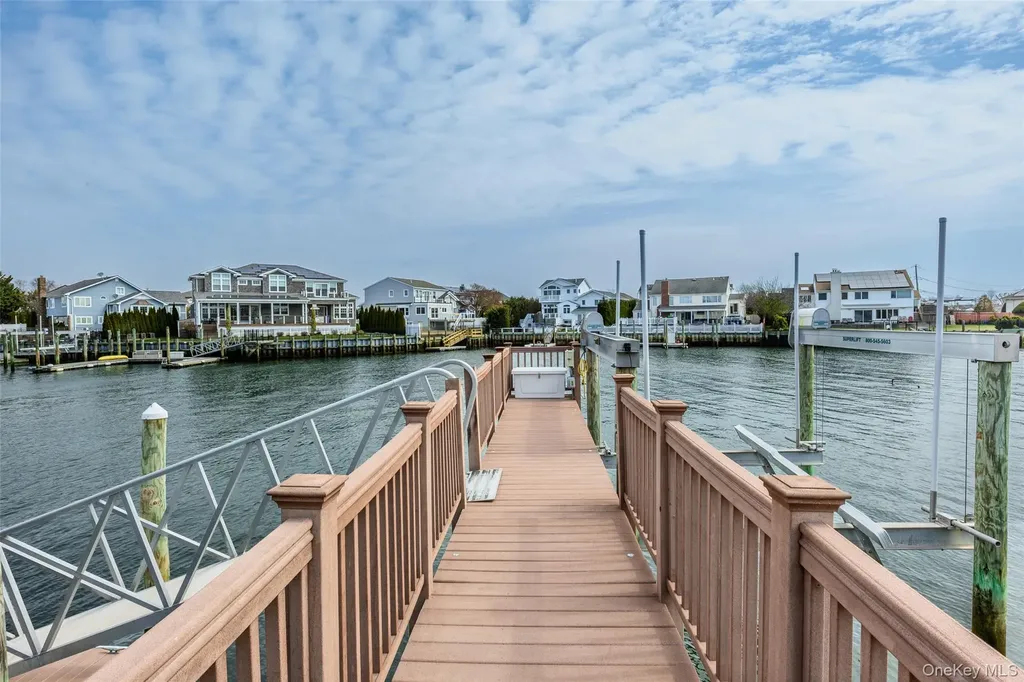 2883 Shore Drive Merrick NY 11566