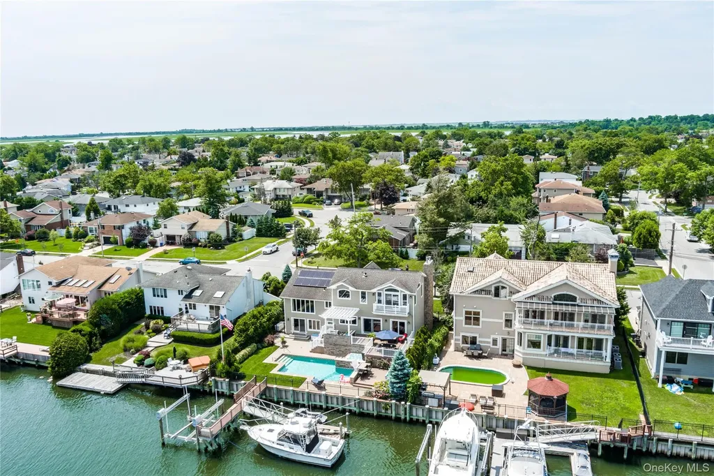 2883 Shore Drive Merrick NY 11566