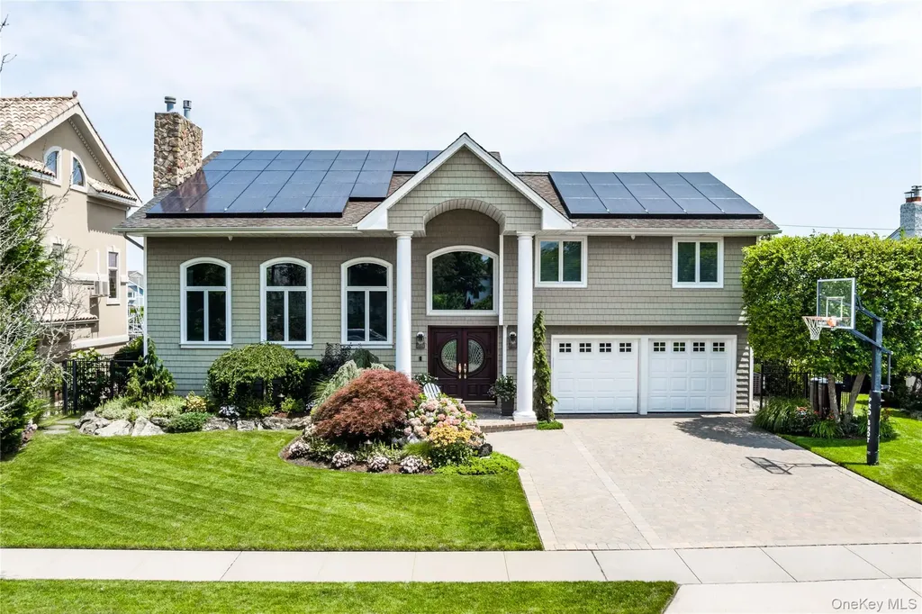 2883 Shore Drive Merrick NY 11566