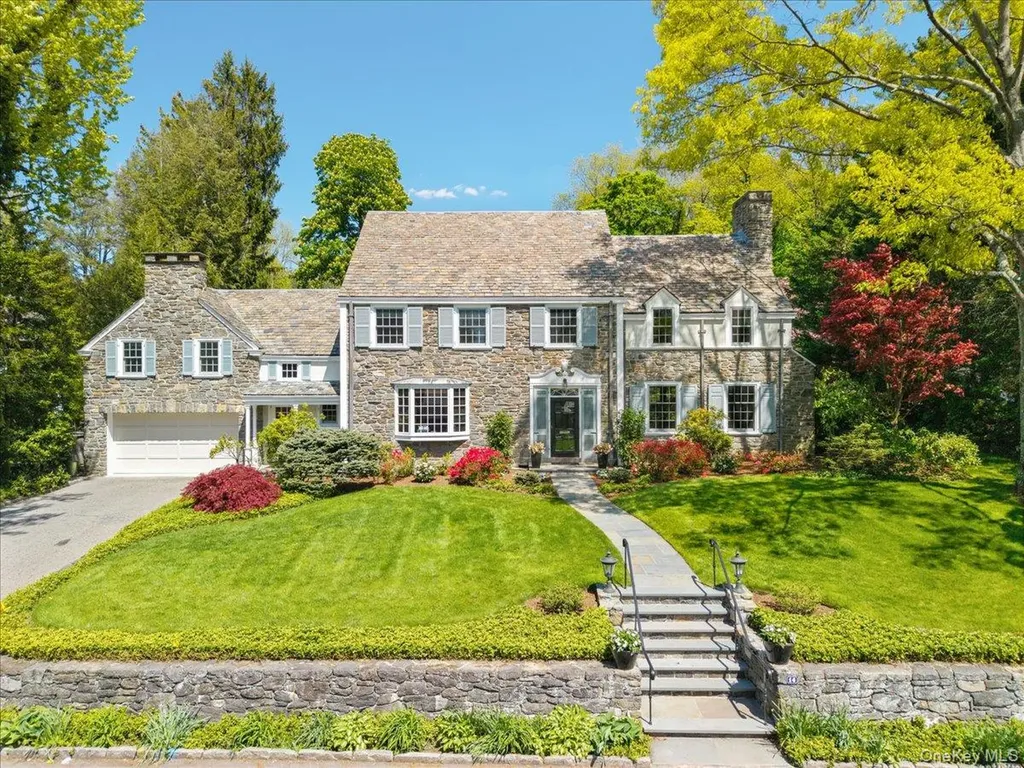 14 Bonnie Briar Lane Larchmont NY 10538