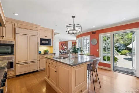 14 Bonnie Briar Lane Larchmont NY 10538