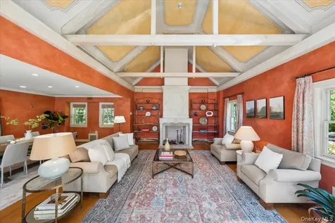 14 Bonnie Briar Lane Larchmont NY 10538