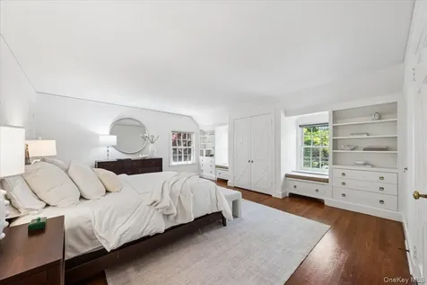 14 Bonnie Briar Lane Larchmont NY 10538
