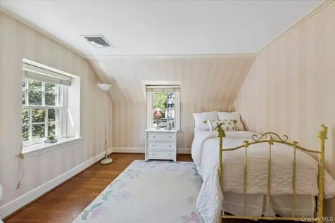 14 Bonnie Briar Lane Larchmont NY 10538
