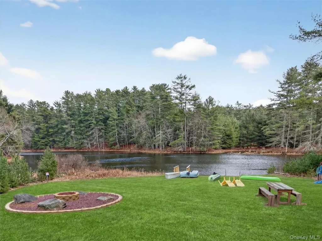 86 Beaver Brook Road Call Listing Agent NY 12764