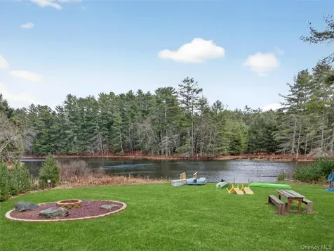 86 Beaver Brook Road Yulan NY 12764