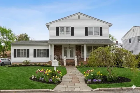 20 Old Farm Road Scarsdale NY 10583