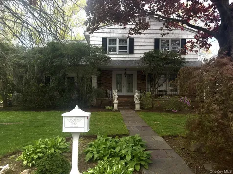 20 Old Farm Road Scarsdale NY 10583