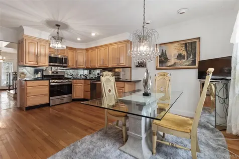 20 Old Farm Road Scarsdale NY 10583