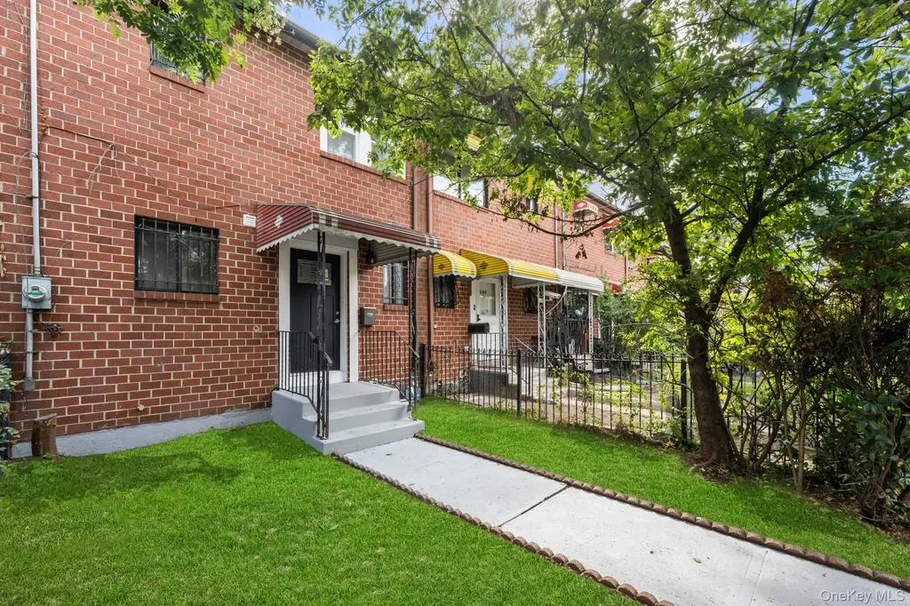 923 Rockaway Avenue Brooklyn NY 11212